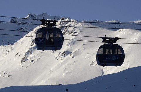 Sạt lở tuyết ở núi Alps: giải cứu 150 du khách - Ảnh 2. Sạt lở tuyết ở núi Alps: giải cứu 150 du khách - Ảnh 2.