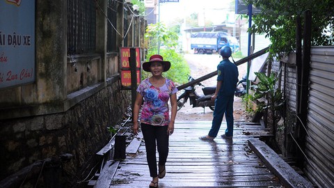 Nha Trang: người lo lắng, kẻ thờ ơ chống bão - Ảnh 12. Nha Trang: người lo lắng, kẻ thờ ơ chống bão - Ảnh 12.