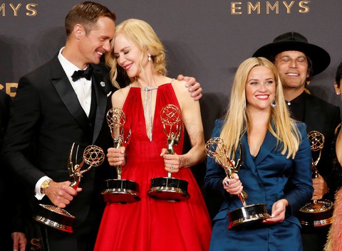 Nicole Kidman lại được vinh danh ở Emmy 2017 - Ảnh 9. Nicole Kidman lại được vinh danh ở Emmy 2017 - Ảnh 9.