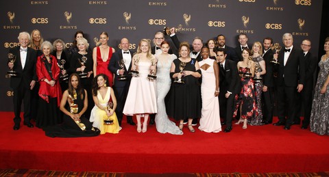 Nicole Kidman lại được vinh danh ở Emmy 2017 - Ảnh 8. Nicole Kidman lại được vinh danh ở Emmy 2017 - Ảnh 8.