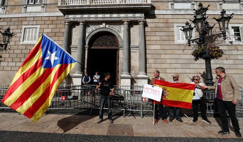 Lãnh đạo Catalonia chạy sang Bỉ? - Ảnh 1. Lãnh đạo Catalonia chạy sang Bỉ? - Ảnh 1.