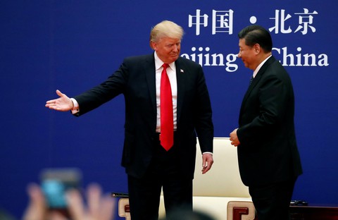 Ông Trump khiến ông Tập hai lần cười tươi - Ảnh 1. Ông Trump khiến ông Tập hai lần cười tươi - Ảnh 1.