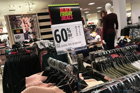 Black Friday vắng lặng đầy bất ngờ ở Mỹ - Ảnh 1. Black Friday vắng lặng đầy bất ngờ ở Mỹ - Ảnh 1.