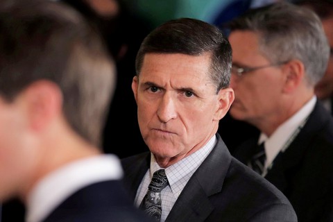 Cựu trợ lý ông Trump bị buộc tội vì nói dối về liên hệ với Nga - Ảnh 1. Cựu trợ lý ông Trump bị buộc tội vì nói dối về liên hệ với Nga - Ảnh 1.