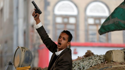 Cựu tổng thống Yemen bị sát hại, súng nổ khắp nơi - Ảnh 1. Cựu tổng thống Yemen bị sát hại, súng nổ khắp nơi - Ảnh 1.