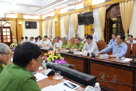 Vụ phá 60,9ha rừng: kiểm lâm huyện trả lời ầu ơ - Ảnh 1. Vụ phá 60,9ha rừng: kiểm lâm huyện trả lời ầu ơ - Ảnh 1.