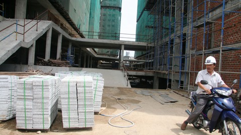 Chậm giao nhà, chủ đầu tư xin lỗi người mua nhà ở xã hội - Ảnh 2. Chậm giao nhà, chủ đầu tư xin lỗi người mua nhà ở xã hội - Ảnh 2.