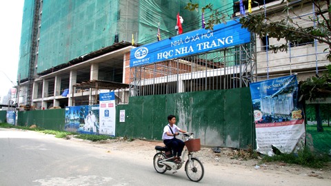 Chậm giao nhà, chủ đầu tư xin lỗi người mua nhà ở xã hội - Ảnh 1. Chậm giao nhà, chủ đầu tư xin lỗi người mua nhà ở xã hội - Ảnh 1.