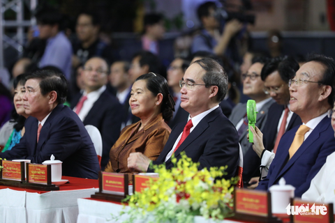 Múa cổ trang rộn rã sân khấu Lễ hội văn hóa thế giới - Ảnh 3. Múa cổ trang rộn rã sân khấu Lễ hội văn hóa thế giới - Ảnh 3.