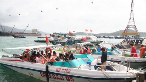 Nha Trang ít khách hơn các kỳ nghỉ lễ trước - Ảnh 1. Nha Trang ít khách hơn các kỳ nghỉ lễ trước - Ảnh 1.