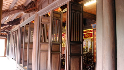 Hơn 800 triệu đồng trùng tu nhà vườn Huế 127 tuổi - Ảnh 2. Hơn 800 triệu đồng trùng tu nhà vườn Huế 127 tuổi - Ảnh 2.