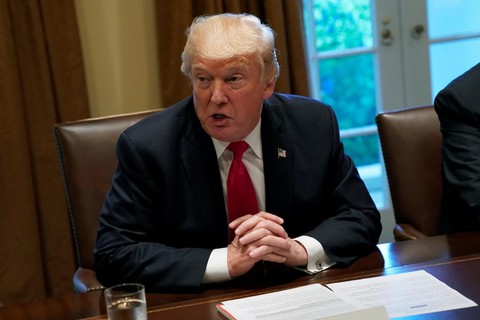 Ông Trump nhắn Pháp và Đức ‘cứ kiếm tiền từ Iran đi’ - Ảnh 1. Ông Trump nhắn Pháp và Đức ‘cứ kiếm tiền từ Iran đi’ - Ảnh 1.