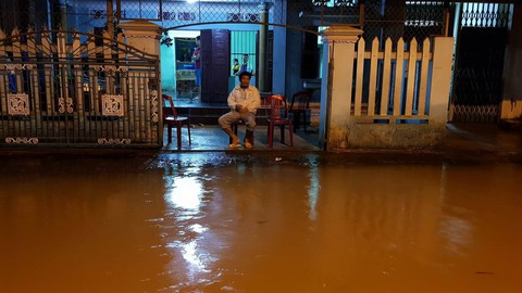 Cảnh báo lũ đặc biệt lớn tại Quảng Ngãi - Ảnh 3. Cảnh báo lũ đặc biệt lớn tại Quảng Ngãi - Ảnh 3.