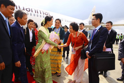 Bà Aung San Suu Kyi đến Đà Nẵng - Ảnh 2. Bà Aung San Suu Kyi đến Đà Nẵng - Ảnh 2.