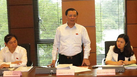 Đánh giá cẩn thận việc tăng thuế ở TP.HCM - Ảnh 1. Đánh giá cẩn thận việc tăng thuế ở TP.HCM - Ảnh 1.