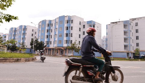 Hàng ngàn căn hộ tái định cư bỏ hoang nhiều năm, vì sao? - Ảnh 4. Hàng ngàn căn hộ tái định cư bỏ hoang nhiều năm, vì sao? - Ảnh 4.