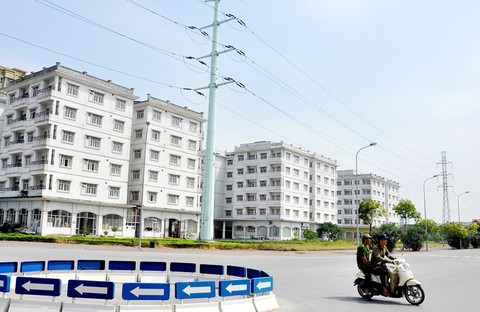 Đề xuất đập 3 tòa nhà tái định cư vì không người ở! - Ảnh 1. Đề xuất đập 3 tòa nhà tái định cư vì không người ở! - Ảnh 1.