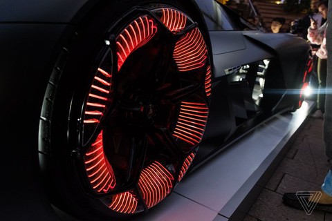 Lamborghini ra mắt siêu xe điện đầu tiên tự chữa lành vết nứt - Ảnh 4. Lamborghini ra mắt siêu xe điện đầu tiên tự chữa lành vết nứt - Ảnh 4.