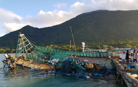 Hàng ngàn ngư dân tại Côn Đảo sẵn sàng ra khơi - Ảnh 5. Hàng ngàn ngư dân tại Côn Đảo sẵn sàng ra khơi - Ảnh 5.