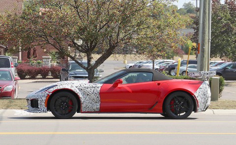 Chevy Corvette ZR1 2019 ‘cực chất’ tại triển lãm xe Dubai - Ảnh 4. Chevy Corvette ZR1 2019 ‘cực chất’ tại triển lãm xe Dubai - Ảnh 4.