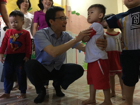Gỡ vướng chính sách để bảo vệ trẻ em - Ảnh 3. Gỡ vướng chính sách để bảo vệ trẻ em - Ảnh 3.