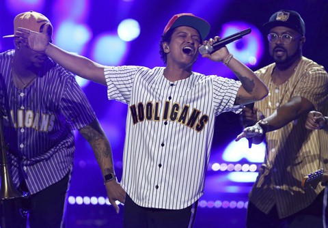 Jay-Z thống trị bảng đề cử Grammy 2018 - Ảnh 2. Jay-Z thống trị bảng đề cử Grammy 2018 - Ảnh 2.