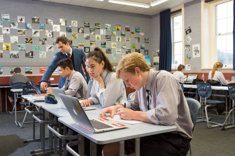 Du học New Zealand, cần có kỹ năng ứng dụng kỹ thuật số - Ảnh 1.