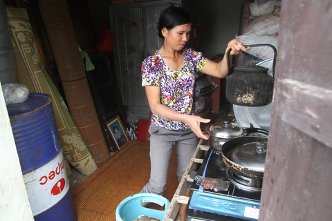 Nhiều đường làng ở huyện Chương Mỹ vẫn là dòng sông - Ảnh 13. Nhiều đường làng ở huyện Chương Mỹ vẫn là dòng sông - Ảnh 13.