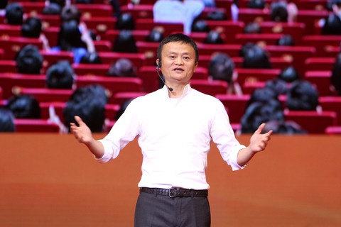 Tỉ phú Jack Ma: Kêu ca sẽ không bao giờ có cơ hội - Ảnh 1. Tỉ phú Jack Ma: Kêu ca sẽ không bao giờ có cơ hội - Ảnh 1.