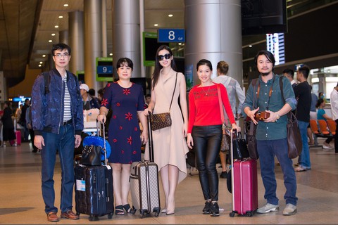 Đỗ Mỹ Linh rạng rỡ về nước sau một tháng ở đấu trường Miss World - Ảnh 9. Đỗ Mỹ Linh rạng rỡ về nước sau một tháng ở đấu trường Miss World - Ảnh 9.