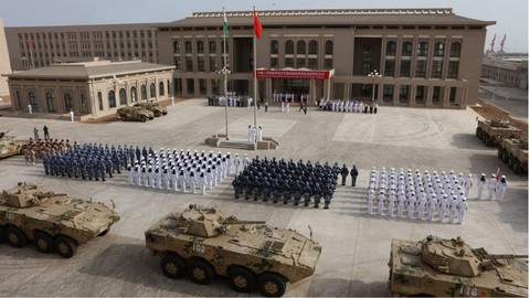 Trung Quốc đầu tư lớn cho căn cứ ở Djibouti để làm gì? - Ảnh 2. Trung Quốc đầu tư lớn cho căn cứ ở Djibouti để làm gì? - Ảnh 2.