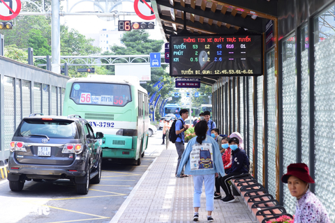 TP.HCM khánh thành trạm xe buýt Hàm Nghi hiện đại - Ảnh 10. TP.HCM khánh thành trạm xe buýt Hàm Nghi hiện đại - Ảnh 10.