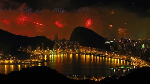 Thế giới đón giao thừa mừng năm mới 2018 ra sao? - Ảnh 12. Thế giới đón giao thừa mừng năm mới 2018 ra sao? - Ảnh 12.