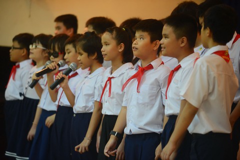 Ngày khai giảng không kính thưa - Ảnh 1. Ngày khai giảng không kính thưa - Ảnh 1.