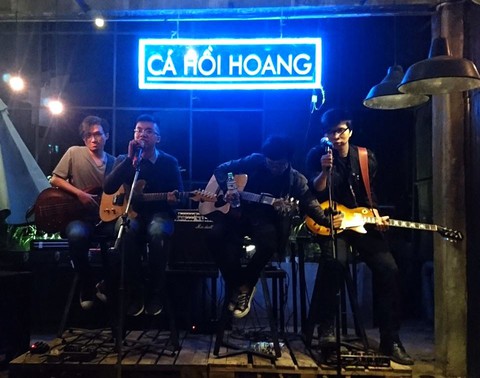 Ngọt, Cá Hồi Hoang, Dalab... nhạc indie đến thời hay hết thời? - Ảnh 11. Ngọt, Cá Hồi Hoang, Dalab... nhạc indie đến thời hay hết thời? - Ảnh 11.