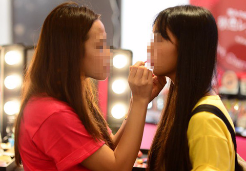 Nguy cơ ngộ độc chì từ đồ dùng trong nhà - Ảnh 1. Nguy cơ ngộ độc chì từ đồ dùng trong nhà - Ảnh 1.
