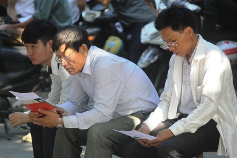 Trường lạm thu, lỗi do bộ không phải hội phụ huynh - Ảnh 1. Trường lạm thu, lỗi do bộ không phải hội phụ huynh - Ảnh 1.
