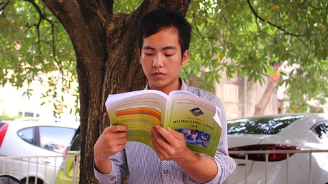 Chỉ có nửa cơ thể vẫn làm được mọi việc - Ảnh 1. Chỉ có nửa cơ thể vẫn làm được mọi việc - Ảnh 1.