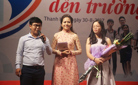Chúng tôi yêu nhau nhờ Tiếp sức đến trường - Ảnh 2. Chúng tôi yêu nhau nhờ Tiếp sức đến trường - Ảnh 2.