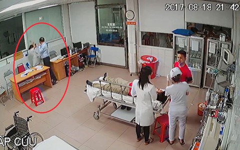 Kiểm điểm chủ tịch phường giúp sức giám đốc tát bác sĩ ở Vinh - Ảnh 2. Kiểm điểm chủ tịch phường giúp sức giám đốc tát bác sĩ ở Vinh - Ảnh 2.