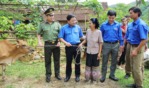 Anh Phạm Tuấn Vinh tái đắc cử bí thư Tỉnh Đoàn Nghệ An - Ảnh 2. Anh Phạm Tuấn Vinh tái đắc cử bí thư Tỉnh Đoàn Nghệ An - Ảnh 2.