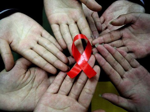 Tràn trề hi vọng về một ngày hết còn sợ HIV/AIDS - Ảnh 4. Tràn trề hi vọng về một ngày hết còn sợ HIV/AIDS - Ảnh 4.