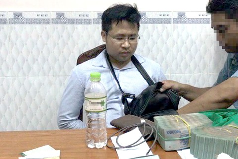 Ăn cắp dữ liệu rồi tống tiền công ty cũ 1 tỉ đồng - Ảnh 1. Ăn cắp dữ liệu rồi tống tiền công ty cũ 1 tỉ đồng - Ảnh 1.
