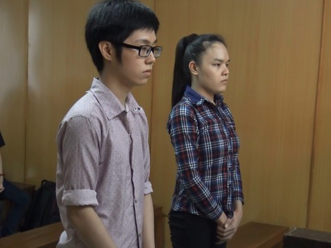 Lãnh án vì bóp của quý, trộm điện thoại của khách Tây - Ảnh 1. Lãnh án vì bóp của quý, trộm điện thoại của khách Tây - Ảnh 1.