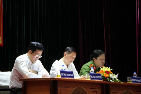 Không để hộ khẩu ảnh hưởng đến môi trường làm việc - Ảnh 2. Không để hộ khẩu ảnh hưởng đến môi trường làm việc - Ảnh 2.