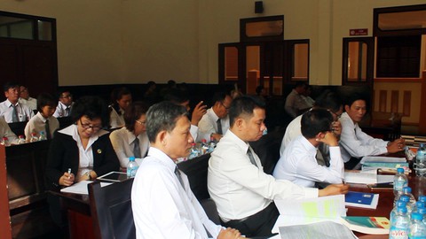 Trả hồ sơ vụ án 37 luật sư bào chữa cho 1 bị cáo - Ảnh 2. Trả hồ sơ vụ án 37 luật sư bào chữa cho 1 bị cáo - Ảnh 2.