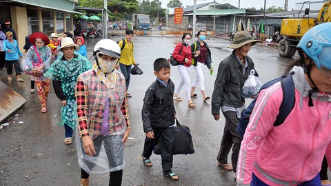 Tiền Giang, Bạc Liêu sơ tán hàng trăm ngàn dân tránh bão - Ảnh 3. Tiền Giang, Bạc Liêu sơ tán hàng trăm ngàn dân tránh bão - Ảnh 3.
