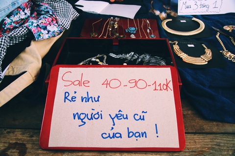 Rao bán tình cũ: Thực dụng hay tàn nhẫn? - Ảnh 1. Rao bán tình cũ: Thực dụng hay tàn nhẫn? - Ảnh 1.
