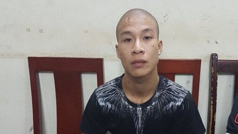 Hơn 2 giờ giải cứu nữ điều dưỡng bị dí súng khống chế - Ảnh 2. Hơn 2 giờ giải cứu nữ điều dưỡng bị dí súng khống chế - Ảnh 2.