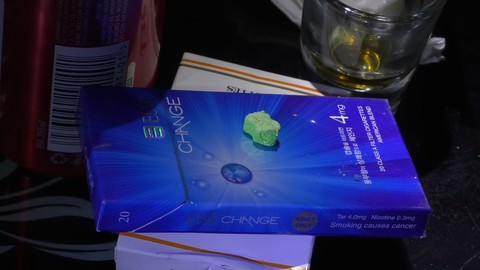 Đột kích nhiều quán bar, phát hiện 70 người “phê” ma túy - Ảnh 1. Đột kích nhiều quán bar, phát hiện 70 người “phê” ma túy - Ảnh 1.